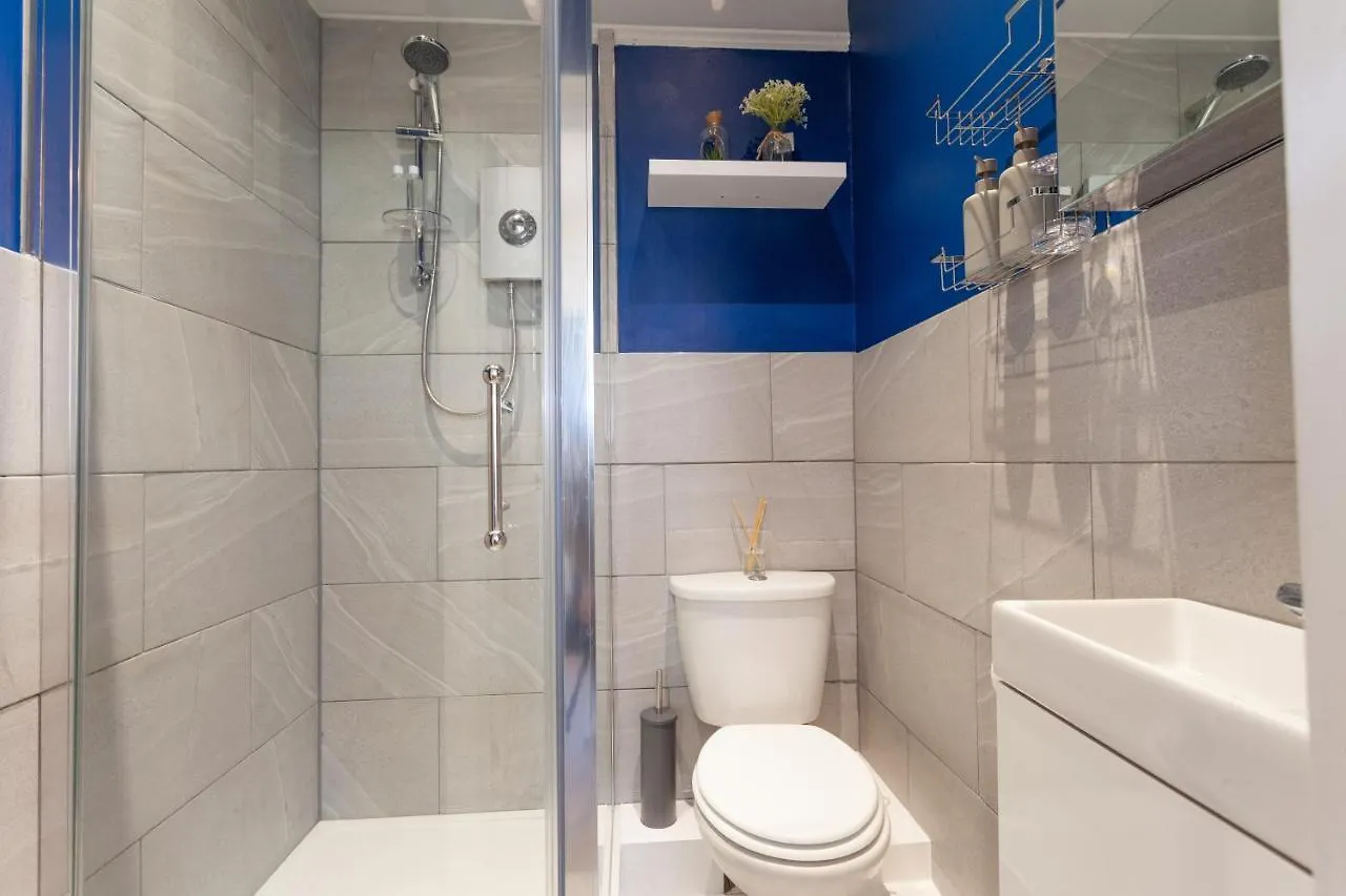 Hove Seaside Getaway Apartments
